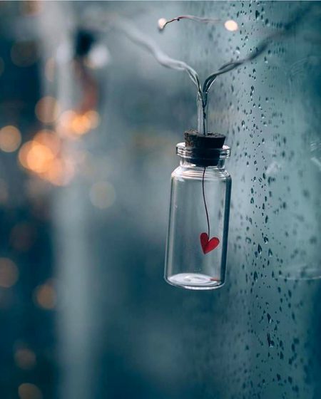 ہم تو وہ ہیں کہ جن کے دل دھڑکنا بند بھی کر دیں تو کوئی رونے والا نہیں_💔