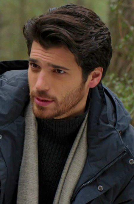 Turkish Celebs image