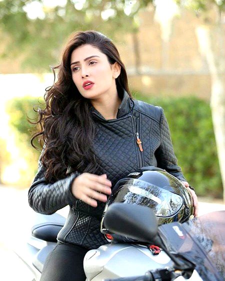 Pakistani Celebs image