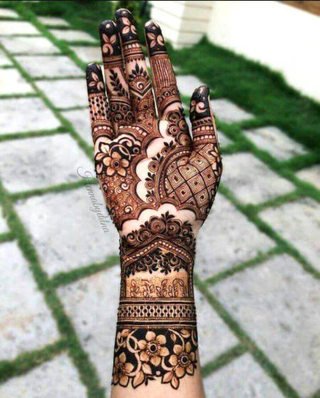 Mehndi Design image