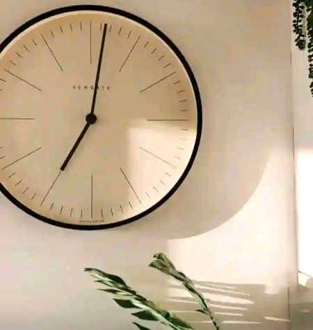 انسان کی ملکیت کچھ بھی نہیں یہ بات سمجھ آتے آتے عمر بیت جاتی ھے...❤️🔥❤️🔥❤️🔥