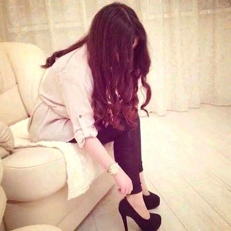 آپ کو کم بتایا جا رہا ہے
اچھی خاصی بُری ہوں میں