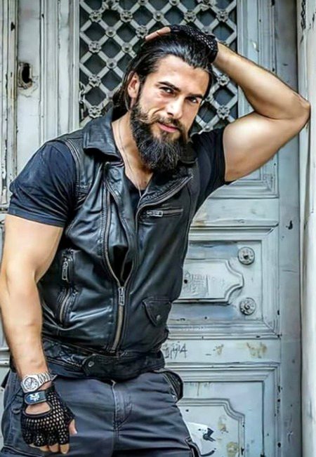 Turkish Celebs image