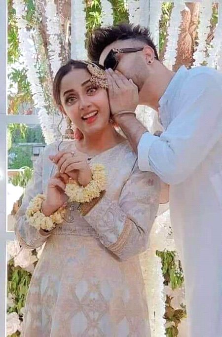 Beautiful People image