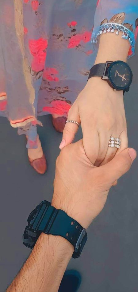مُجھے ہر اُس شخص سے نفرت ہے جو تمھاری مصروفیات بڑھا کر تمھاری توجہ مُجھ سے ہٹانے میں کامیاب ہو جائے...!!!
🥀🦋