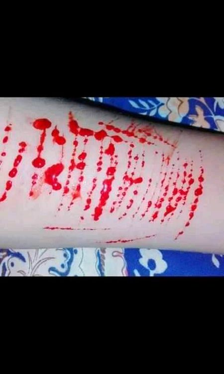 د بې وفا نامه دې راکړه
تا څه ليدلي دي زما په زړه داغونه