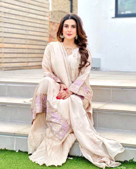 Pakistani Celebs image