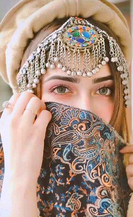 Beautiful People image