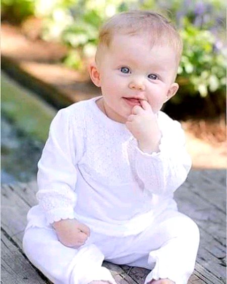 Beautiful People image