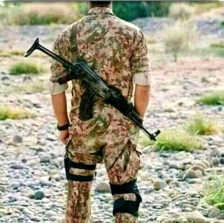 جوانی کی  موت کا بھی اپنا ہی مزا  ہے 
ان کے بھی آنسو نکل آتے ہیں جن کو ہم اچھے نہیں لگتے