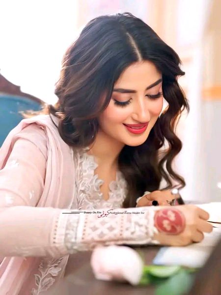 Pakistani Celebs image