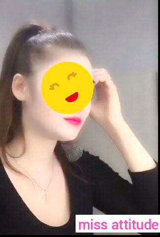 سنا ہے کسی " اور " کو جان سے " پیارا " کر لیا اس نے 😢
" ہمارے " بعد بھی آخر گزاره کر لیا" اس " نے 💔
Khushi💔😏