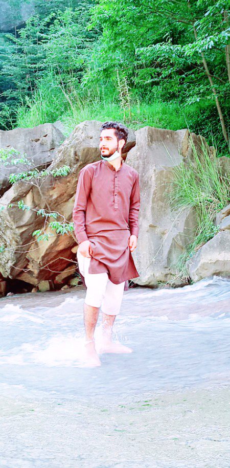 Moat aaye to din phiren SHAMS.. Zindagi ne to maar he daala hai 😢😢💔💔