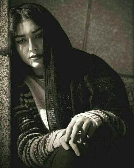 ڈھونڈتے پِھروگے اُجڑے رشتوں میں وفا کے خزانے
تم میرے بعد میرے ہم ناموں کا بھی احترام کروگے۔🖤