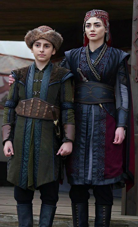 Turkish Celebs image