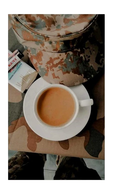 ہم نے کب مانگا ہے تم سے محبت کا صلہ۔۔۔۔😇😔
بس کبھی رستے میں ملو تو چائے پلا دیا کرو❤️