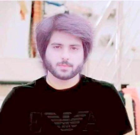تم سے خاک سلجھے گا 
حالات سے الجھا ہوا شخص