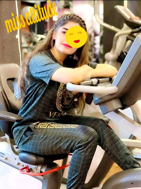 اَدَا ھـے، خُــواب ھـے🗯️، تَـسڪِین ھـے، تَـماشَـا ھـے🤹🏻♀️
ھـماری آنڪھ میـں اِڪـ شَـخص بــے تَـحَاشَـا ھـے🤍👀
Khushi💔👉at jym✌