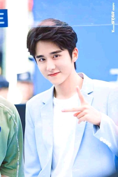 Beautiful People image