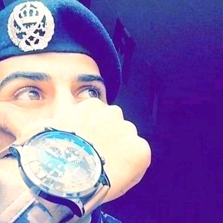 Dilagi mein bs yahi jana hy mne💞
Wafa karoge tu dhudkar diye jaoge💞
poet by Srk🔥🌹