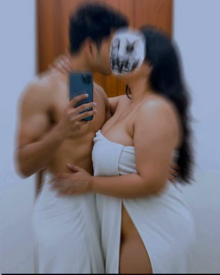 ولن کا طریقہ غلط ہو سکتا ہے لیکن 
ہیروئین سے پیار وہ بھی بہت کرتا ہے😜