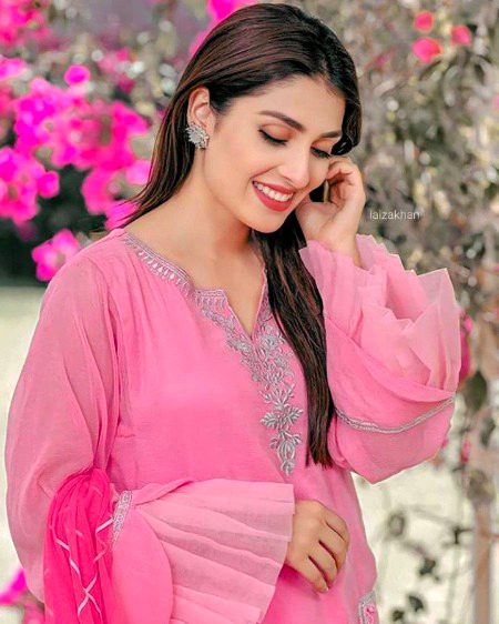 Pakistani Celebs image