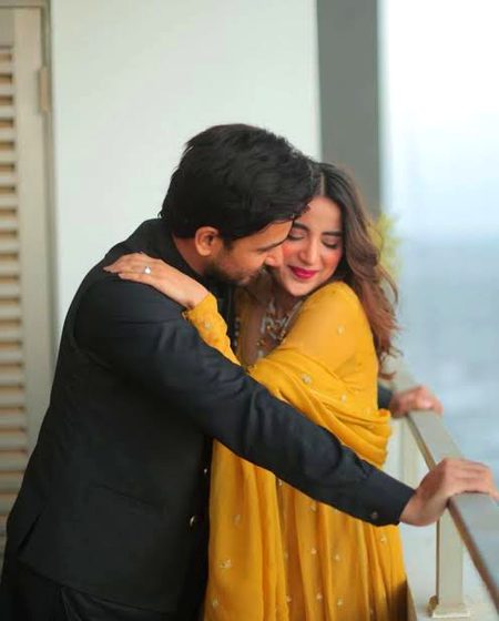 جب بھی ذکر ہوتا ہے سکون کا”
“وہی تیری بانہوں کی طلب لگ جاتی ہے
❤️💜