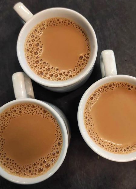 ☀️
کامیاب لوگ دوسروں سے بہتر نہیں ہوتے،
بلکہ وہ اپنی کل سے بہتر ہوتے ہیں۔
صبح بخیر 📈❤️