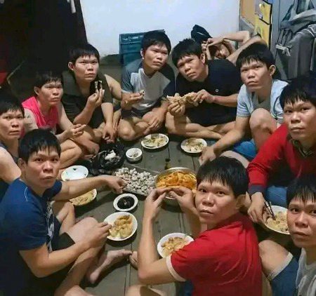 Beautiful People image