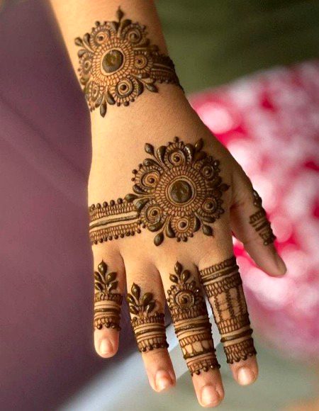 Mehndi Design image