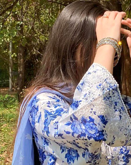 ▪▪▪ ایــکـــ شـــوق بــے مثـال رکھــا کــرو      حــــالات جیســـے بـھــی ہــوں 
▪▪▪ ہـــونٹــوں پــہ ہنســـــی لاجــواب رکھـــا کـــــرو