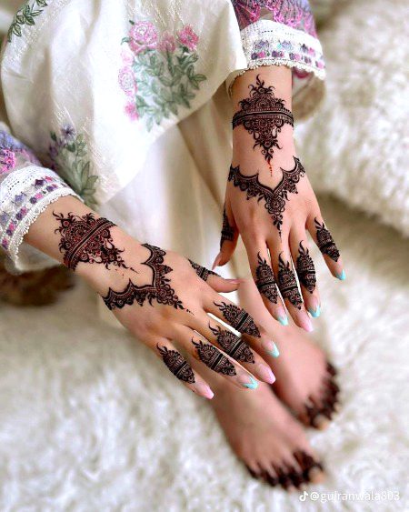Mehndi Design image