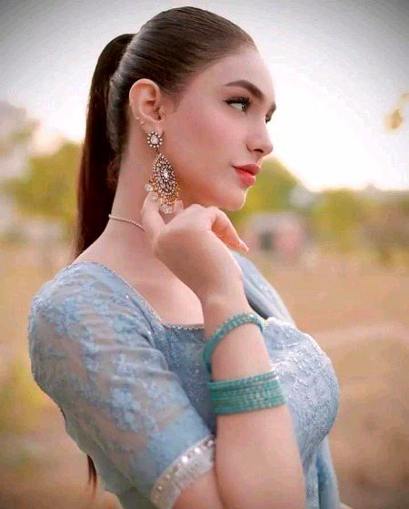 Beautiful People image