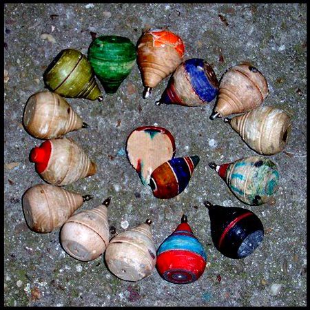 Ya kon kon khilta tha buchpan main batyin ap sub__😊😊