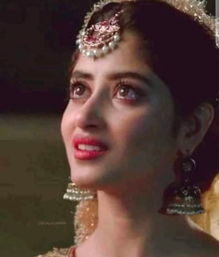 سُخن شناس تھے تم پھر بھی پڑھ نہیں پائے.. 
وہ اشک شعر تھا جو میری چشمِ تر میں رہا💔Unzii🥀