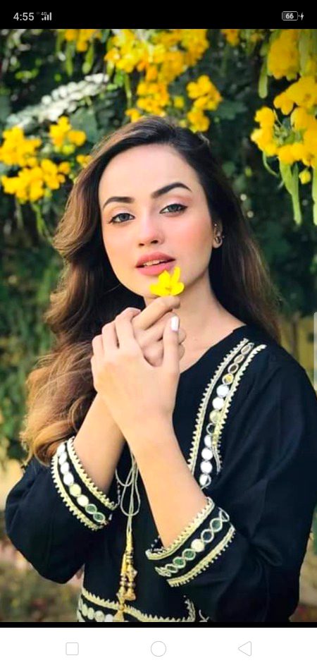 Beautiful People image