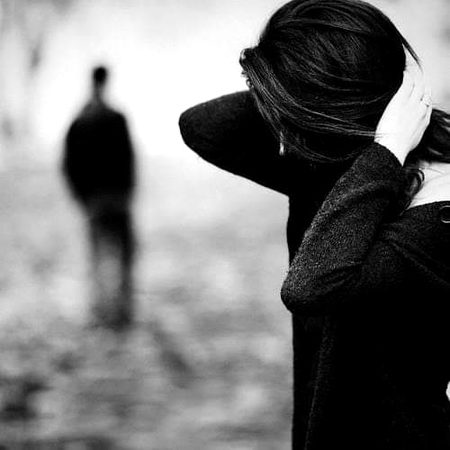 بولے تو سہی جھوٹ ہی بولے وہ بلا سے 
ظالم کا لب ولہجہ دل آویز بہت ہے