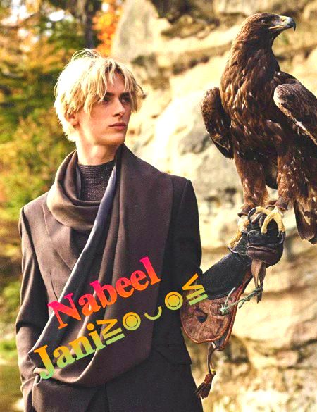 : لوگوں کے پاس دوست ہوتے ہیں، اور میرے پاس نمونے ہیں -🤭