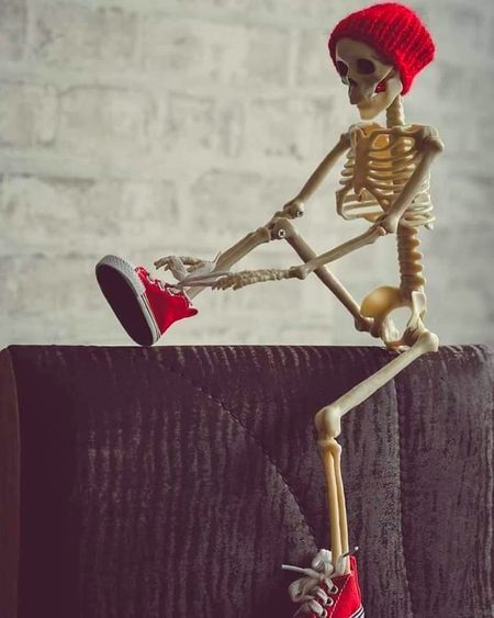 ہو سکے تو میرا اک کام کرو
رات کو ویلی ہو کے مجھے کال کرو۔۔