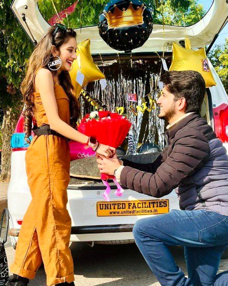 Beautiful People image