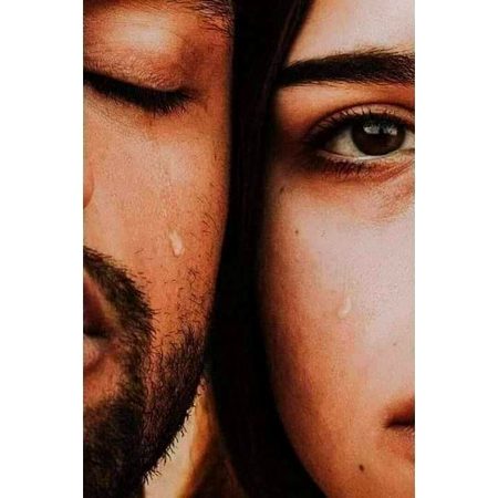 محبت کا رشتہ بھی زمین اور سورج جیسا ہے
درمیان میں  کوئی تیسرا آجائے تو گرہن لگ ہی جاتا ہے