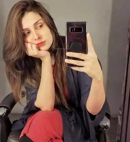 Ayeza khan selfie 🤳