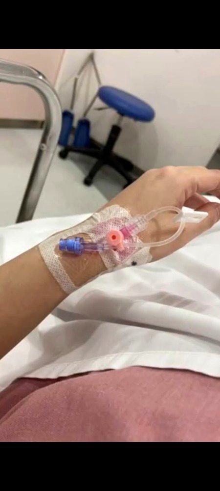 ہم آج راہ تمنا میں جی کو ہار آئے
نہ درد و غم کا بھروسا رہا نہ دنیا کا