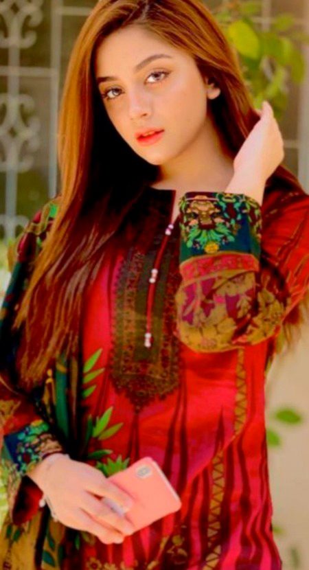 Pakistani Celebs image