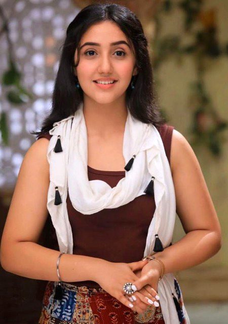Ashnoor kaur