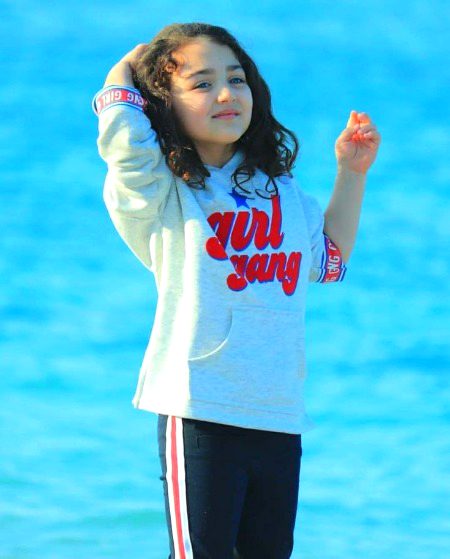 Beautiful People image