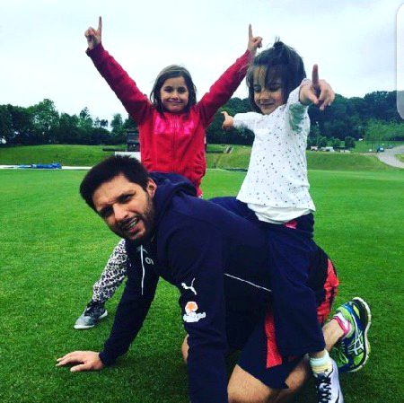 Pakistani Celebs image