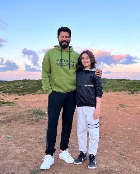 Turkish Celebs image
