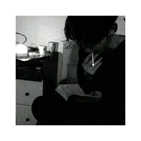 *بےمطلب، بے فضول، بے کار نہیں ہیں____●*
*نئے دور کے رشتے ہیں صاحب!! بس وفادار نہیں ہیں🥀🌚*