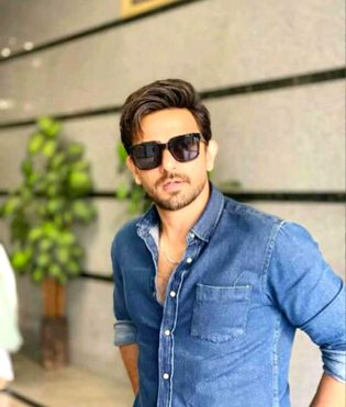 Pakistani Celebs image